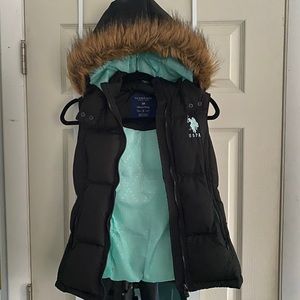 USPA black puffer vest